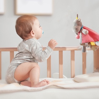 Khăn xoa dịu doudou cho bé