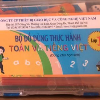 Bộ đồ dùng thực hành Toán và Tiếng Việt lớp 1 theo chương trình mới.