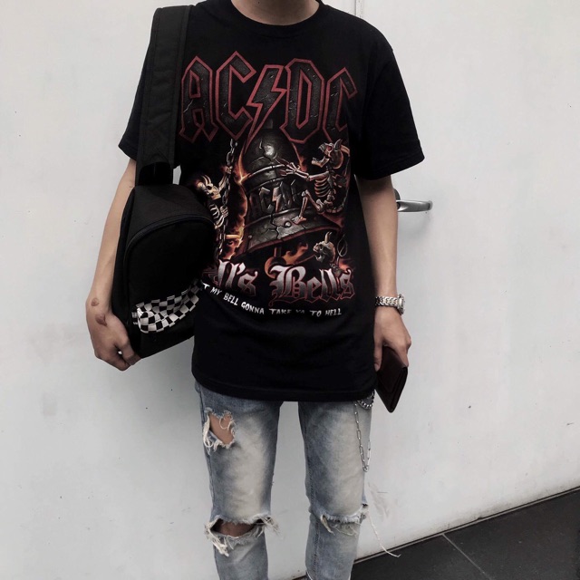 Áo ACDC Hell's Bells còn size M L | BigBuy360 - bigbuy360.vn