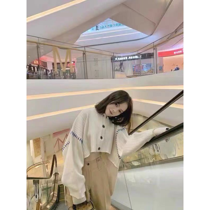 Blackpink Jennie Áo khoác cardigan dáng rộng phong cách Hàn Quốc xinh xắn nữ tính