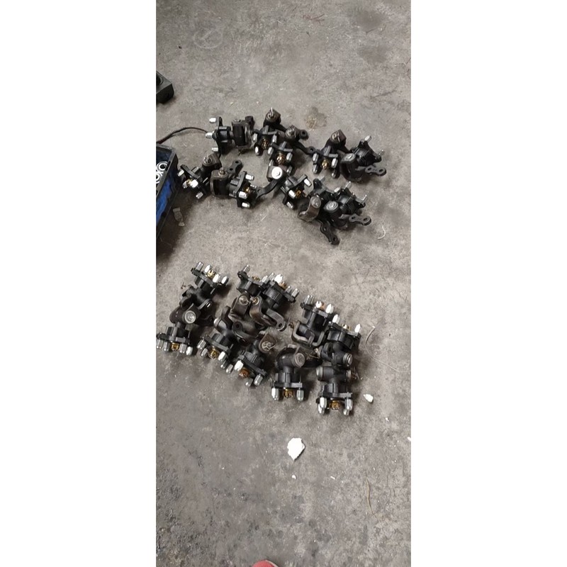 Cặp mai ơ lái trước