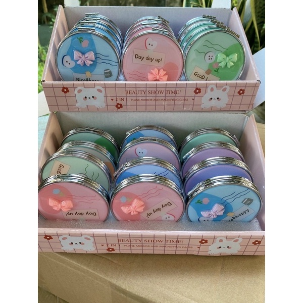 Gương 2 mặt gắn charm