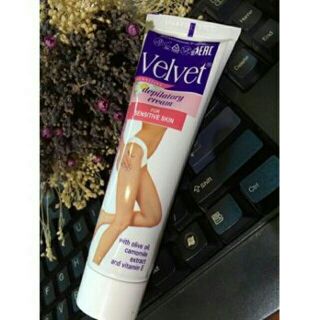 Kem Tẩy Lông Velvet Sensitive Của Nga