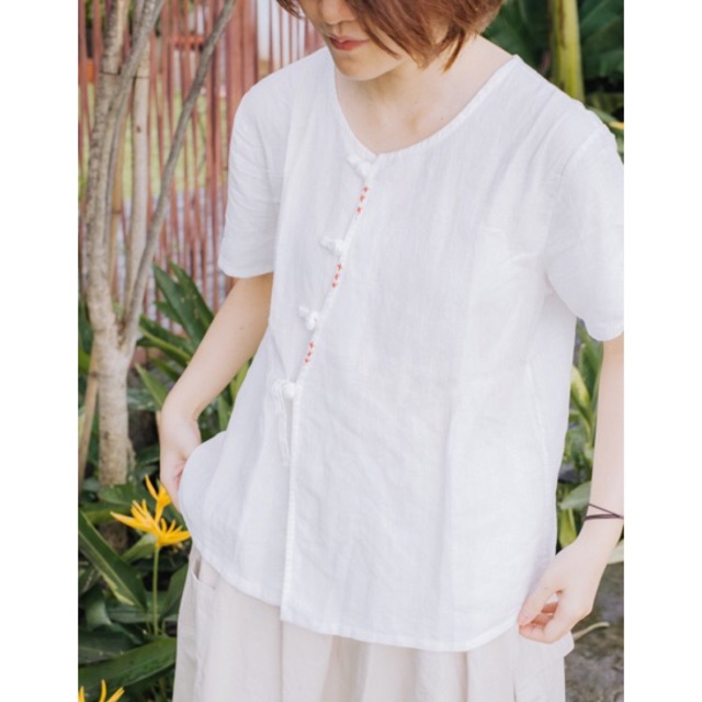 Áo linen X đỏ