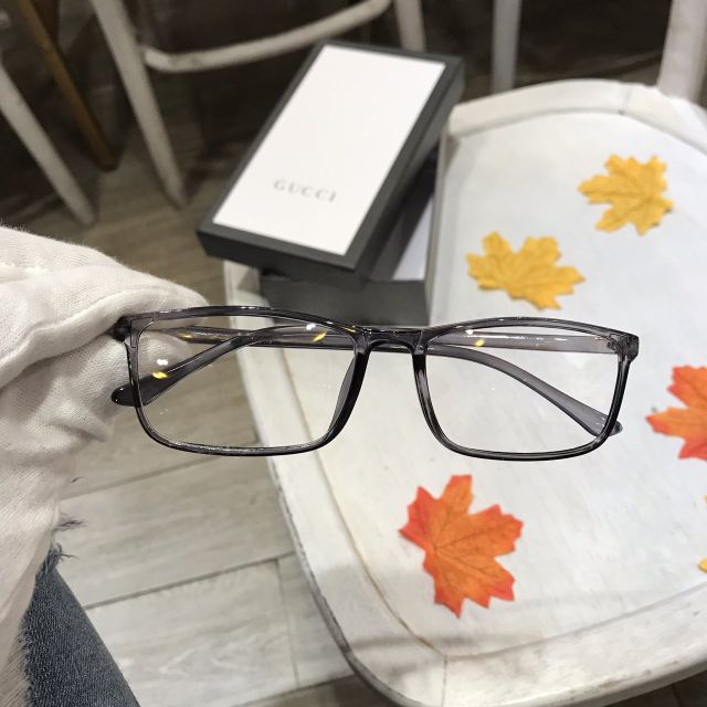 Mắt kính giả cận O độ vuông sỉ bằng lẻ | BigBuy360 - bigbuy360.vn