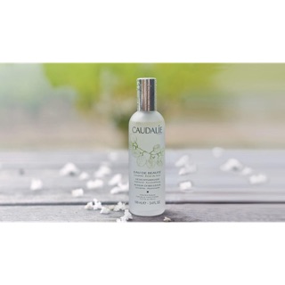 Xịt dưỡng Caudalie eau de beauté