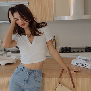 Áo croptop cổ V sâu dáng ôm nữ Air Space 2210121041