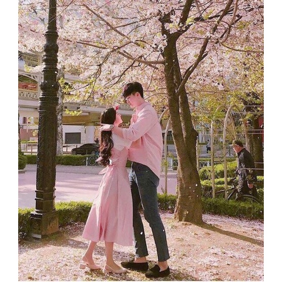 SET ĐỒ ĐÔI NAM NỮ ĐẸP COUPLE TINA SET ĐỒ CẶP NAM NỮ - SET ÁO THUN PHỐI VÁY 2 DÂY MÀU HỒNG PASTER SIU XINH CHO CÁC COUPLE