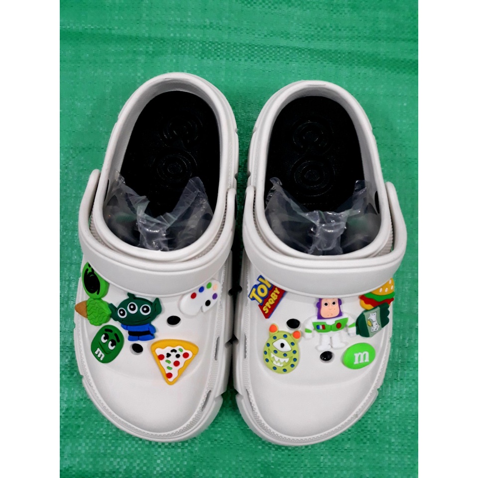 SỤC CROSS NỮ TĂNG CHỀU CAO 4CM TẶNG KÈM NHIỀU STICKER NGẪU NHIÊN