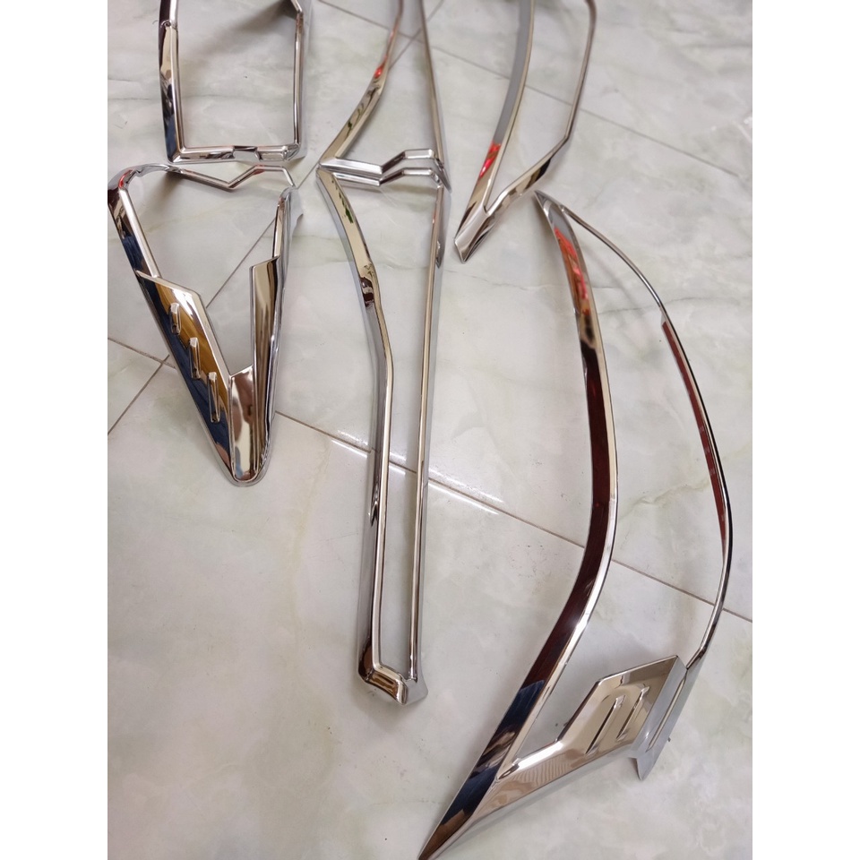 Ôp viền đèn pha, hậu xe VELOZ 2022, 2023- mạ crom cao cấp, giá 1 bộ