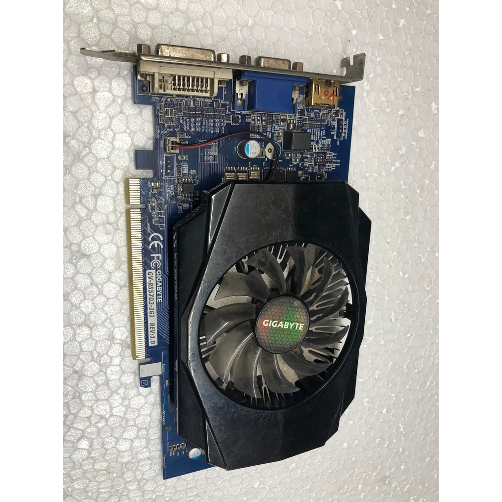 Card màn hình VGA GIGA R557 2G DDR3