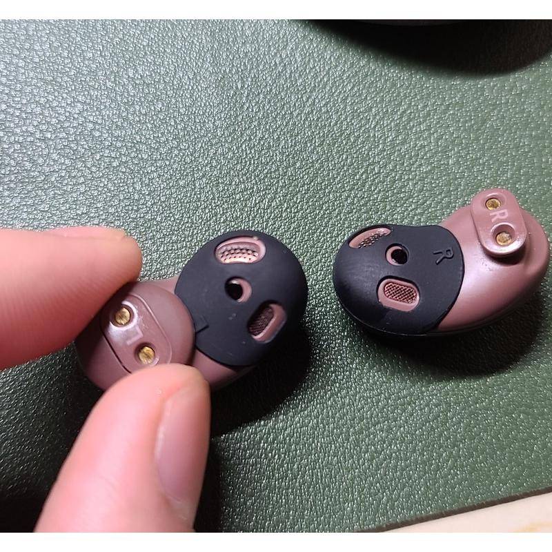 Đệm Silicone Cho Tai Nghe Samsung Galaxy Buds Live