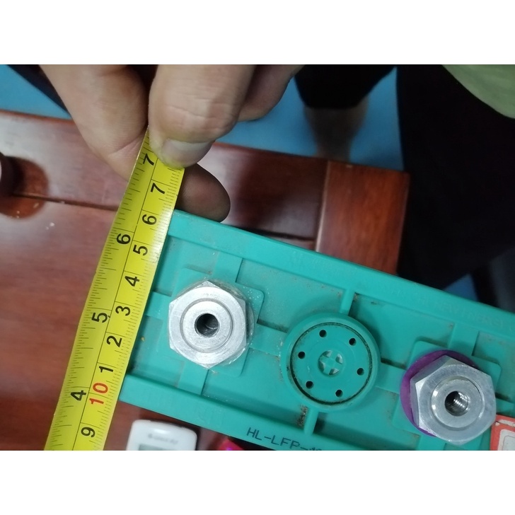 Pin lithium sắt phosphate LiFePo4 Huali 3.2v 100Ah cũ