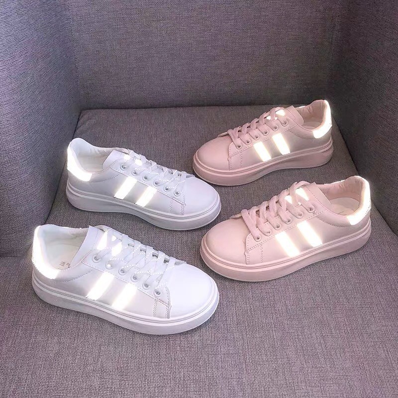 Giày Nữ Phản Quang Hai Vạch Có Màu Trắng Và Màu Hồng Cực Đẹp | BigBuy360 - bigbuy360.vn