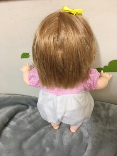 Búp bê theo oder