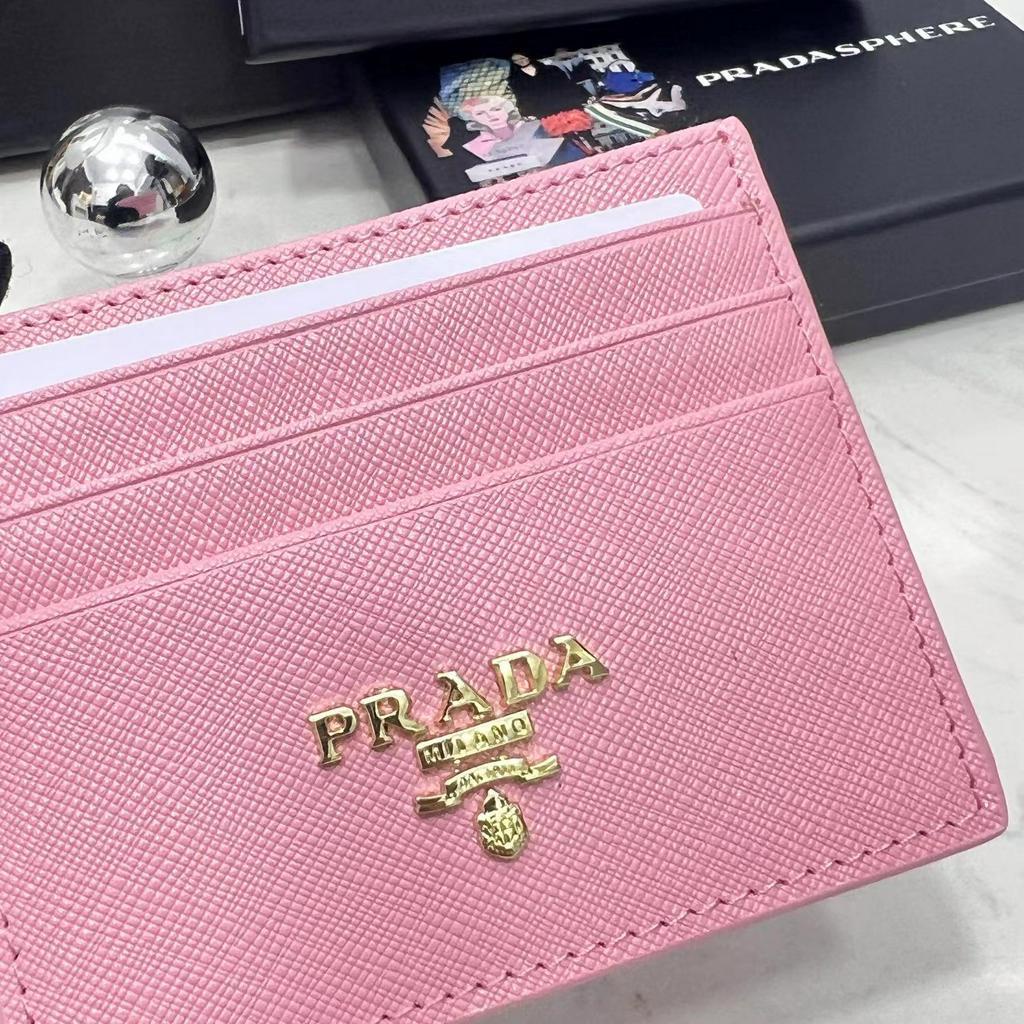 Sẵn sàng giao hàng, chụp ảnh vật lý 100% túi / ví lấy hàng thực mini mới Prada 2023 có hộp