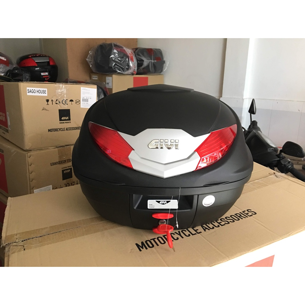 Thùng xe Lead, thùng Givi B360N kèm đế và ốc gắn trên xe Lead, hàng Givi chính hãng, bảo hành 2  năm