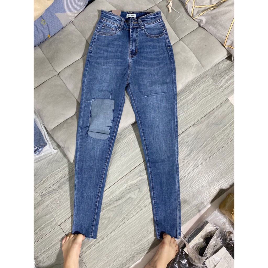 Quần jean nữ kiểu RÁCH TO NHỎ TUA LAI màu xanh vừa bảng size 26-30 chất jean giãn tốt Rto-Nhỏ-l036