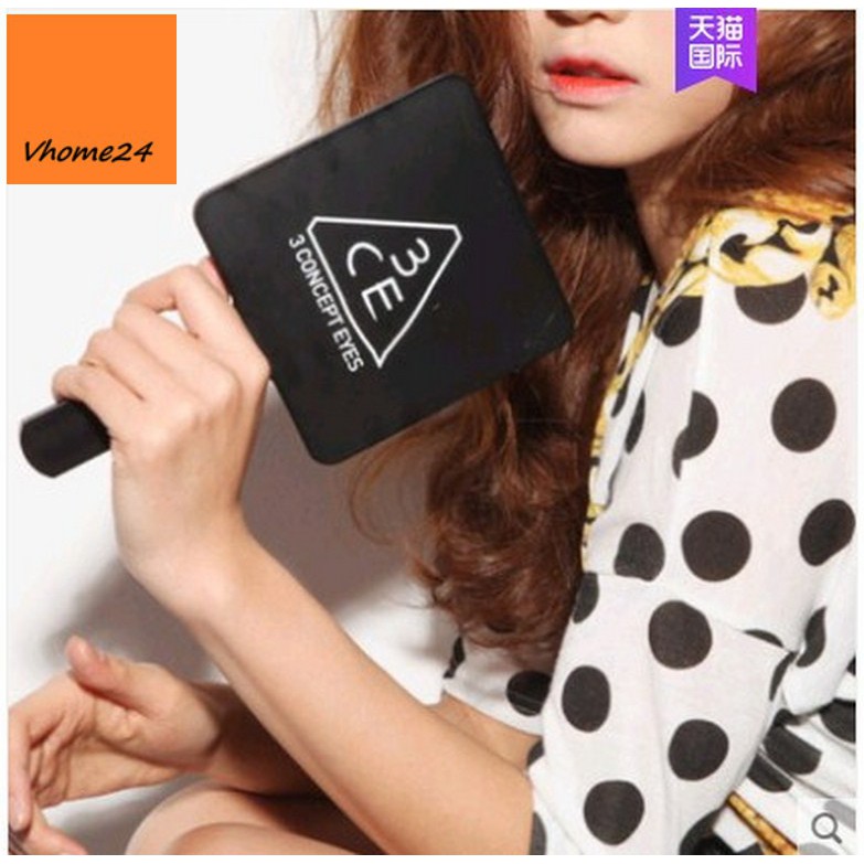 Gương cầm tay trang điểm