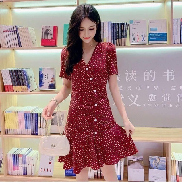 Váy xinh giá hạt dẻ