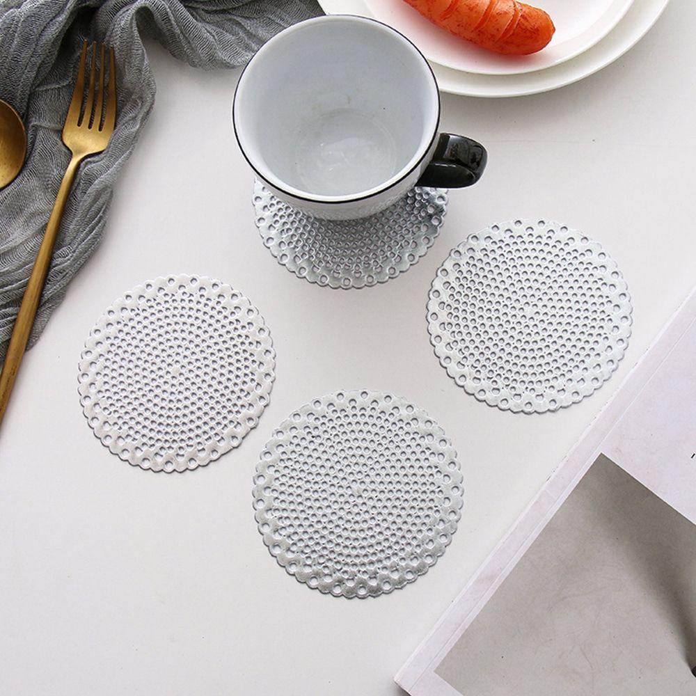 Tấm Lót Cốc Họa Tiết Bông Tuyết Khoét Rỗng Để Bàn Trang Trí