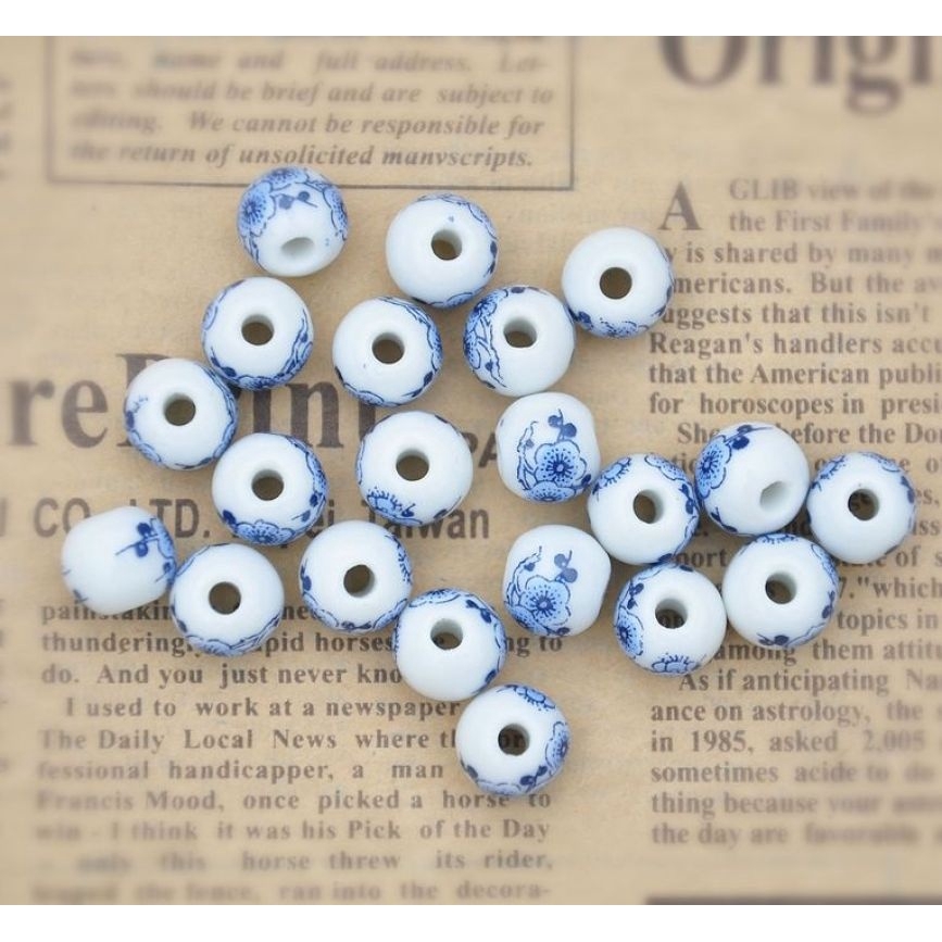 Set 10 hạt sứ in hình hoa mận làm đồ trang sức thủ công