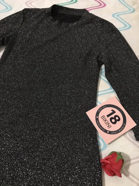 Váy body nhũ cổ tròn