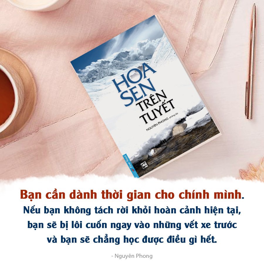 Sách - HOA SEN TRÊN TUYẾT - Nguyên Phong - First News Tặng Kèm Bookmark