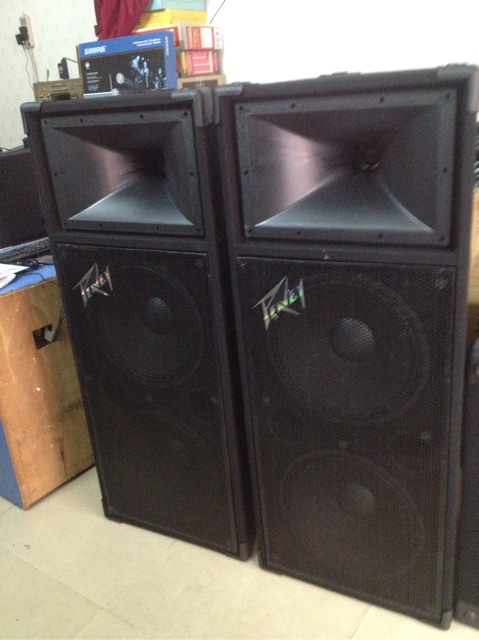Cặp loa sân khấu Peavey 4bass 4 Tấc lớn chơi nhạc sóng ngoài trời