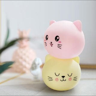 Đèn ngủ silicon đổi màu mẫu mới 2020
