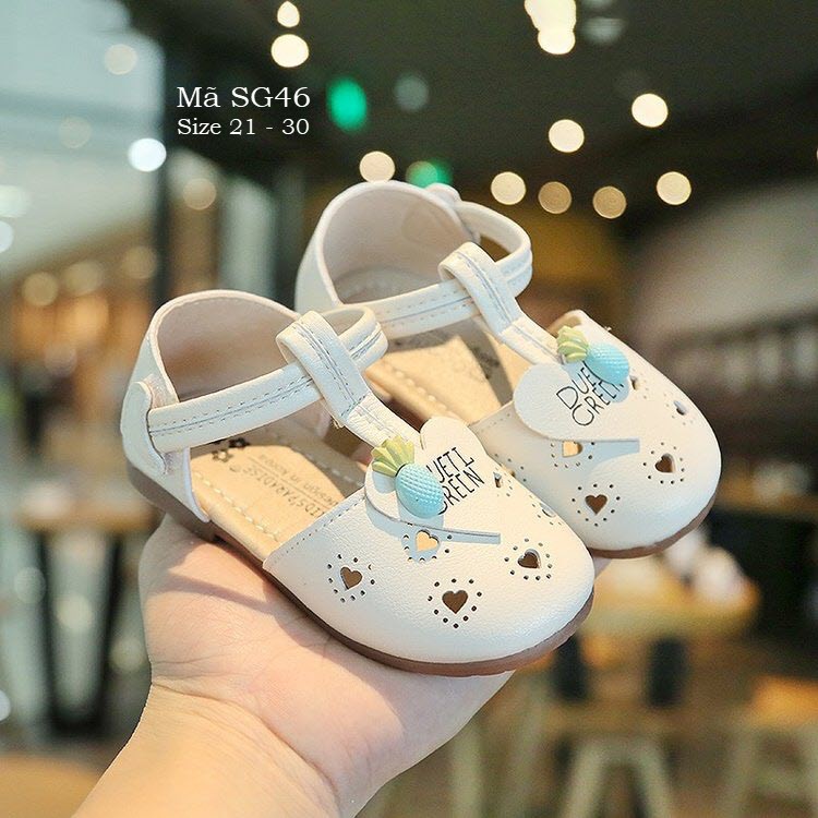 Giày sandal bé gái dáng búp bê công chúa sành điệu kiểu bít mũi thời trang da mềm quai dán tiện dụng SG46