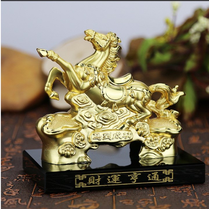 Chiến Thần Kim Mã Tượng Ngựa Mạ Vàng