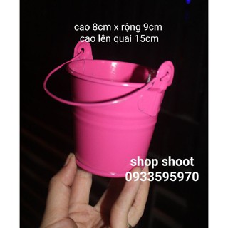 Xô thiếc mini dùng cắm hoa