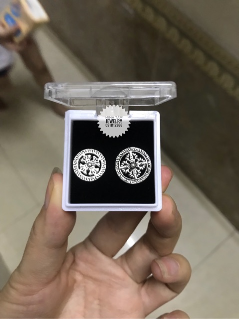 Charm bánh xe pháp luân bạc Thái