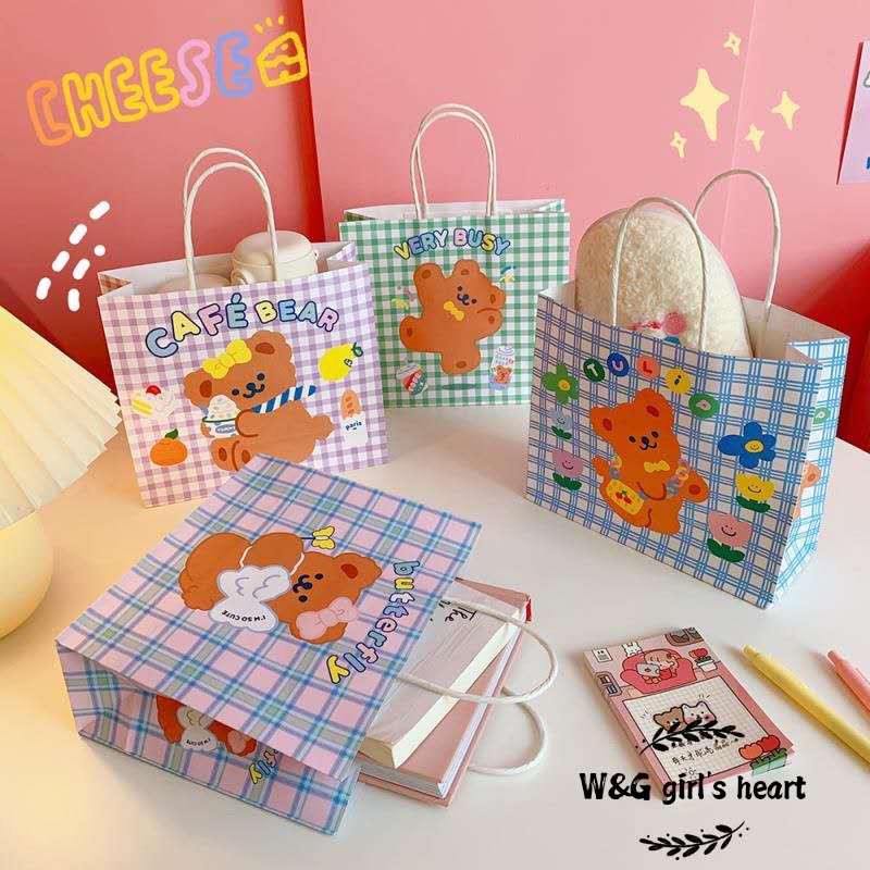 Túi đựng quà và mua sắm in hình chú gấu làm bằng giấy sáng tạo đáng yêu