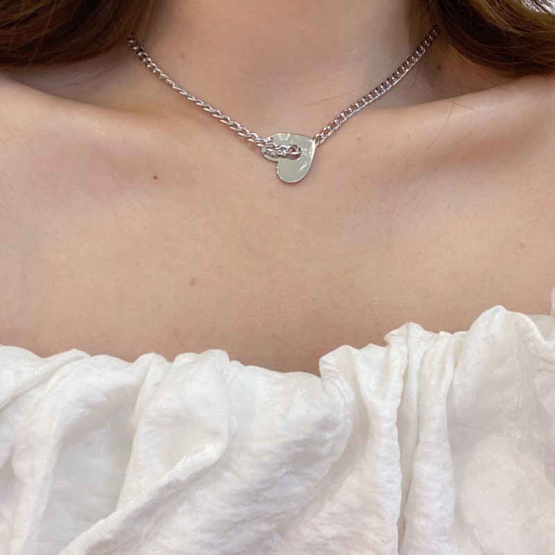 Đôi khuyên tai dáng dài/ Dây chuyền mặt hình trái tim phong cách retro đơn giản thời trang