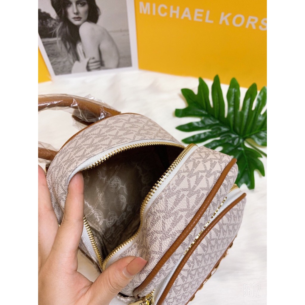 Balo MK đinh mini size