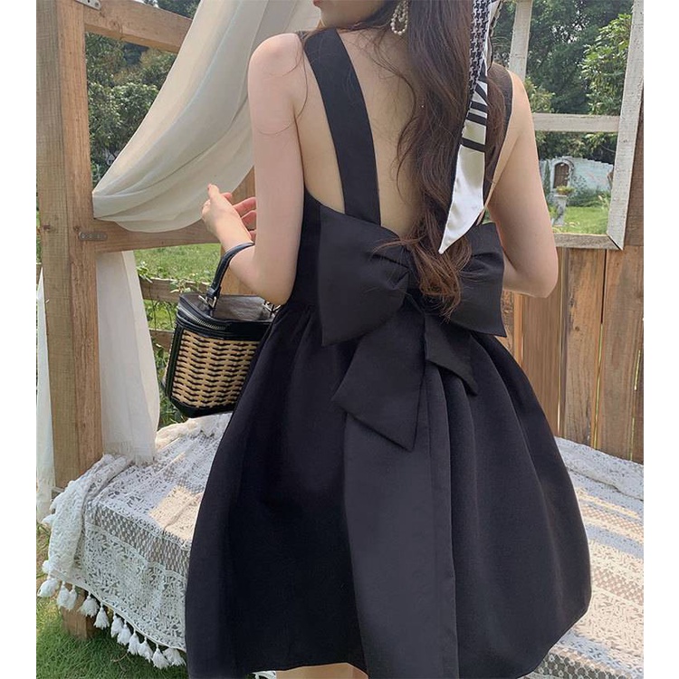  Đầm chữ A hở lưng màu đen thời trang mùa hè quyến rũ 2021 dành cho nữ | BigBuy360 - bigbuy360.vn