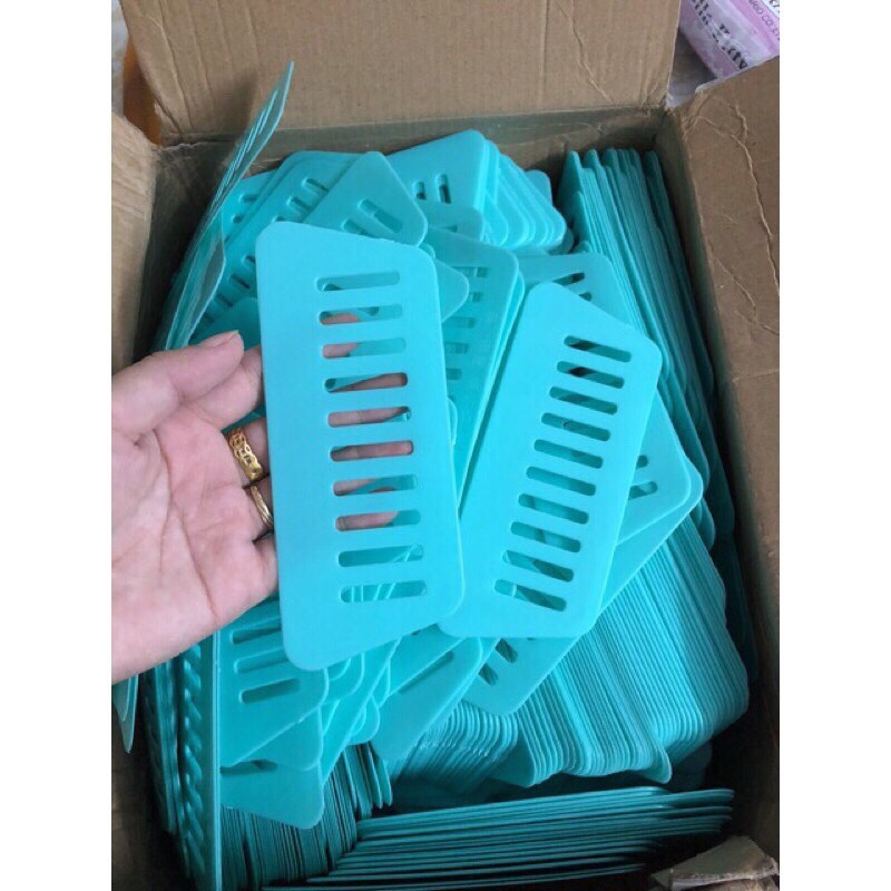 Dụng cụ miết giấy dán tường - miết decal dán tường  co sẵn keo | BigBuy360 - bigbuy360.vn