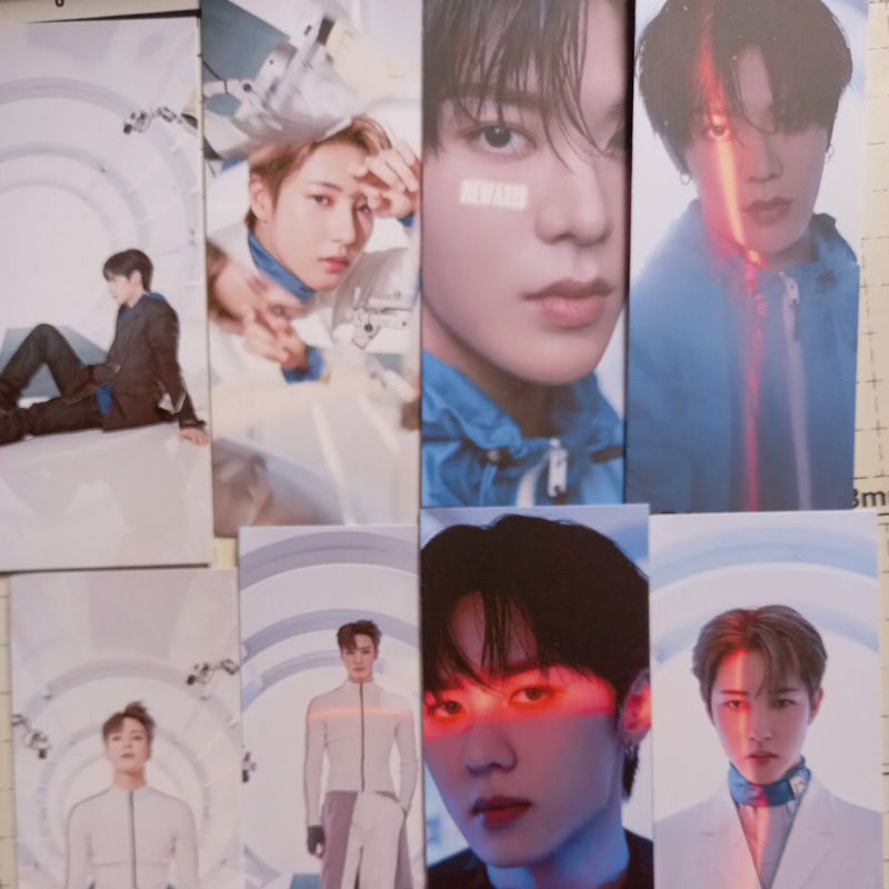Set 8 bookmark tự chọn 4 thành viên nhóm NCT 202 - Universe