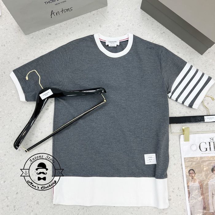 Áo Phông Thom Browne 4 Vạch Bo Gấu