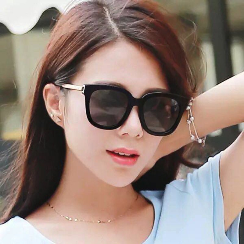 KÍNH MÁT CHỮ V GỌNG SẮT