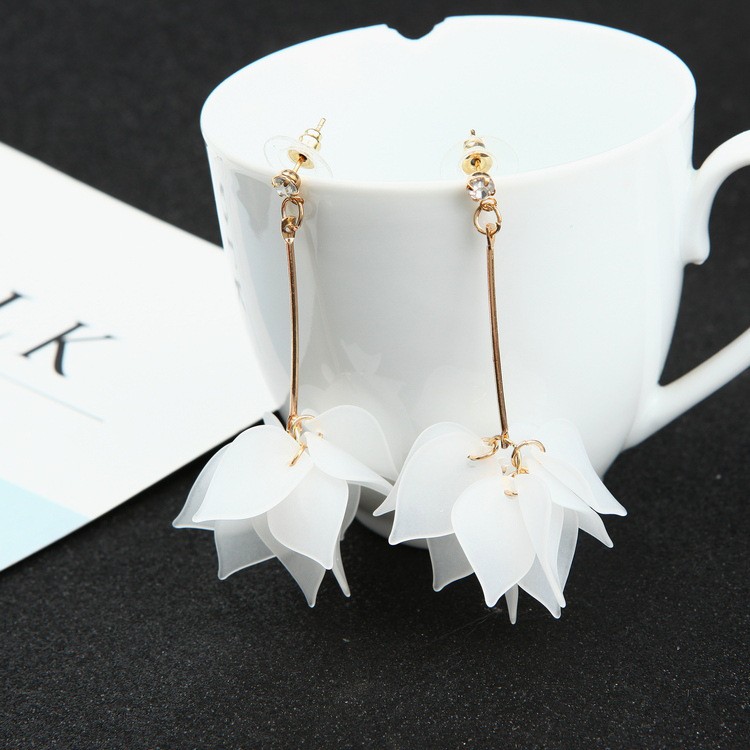 Bông tai hoa trắng xinh xắn khuyên tai phong cách tiểu thư Hàn Quốc dễ thương thiết kế mới lạ độc đáo