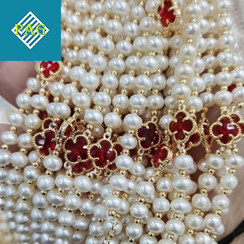 Vòng Tay Pearl Nước Ngọt AAA Mix Cỏ Bốn Lá Xinh Xắn