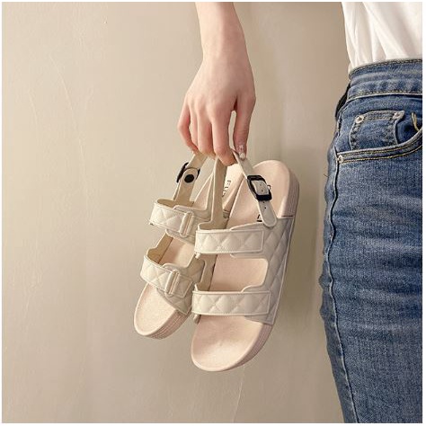Giày Học Sinh Có Quai Hậu - Sandal Nhựa Dẻo Kiểu Dáng Năng Động
