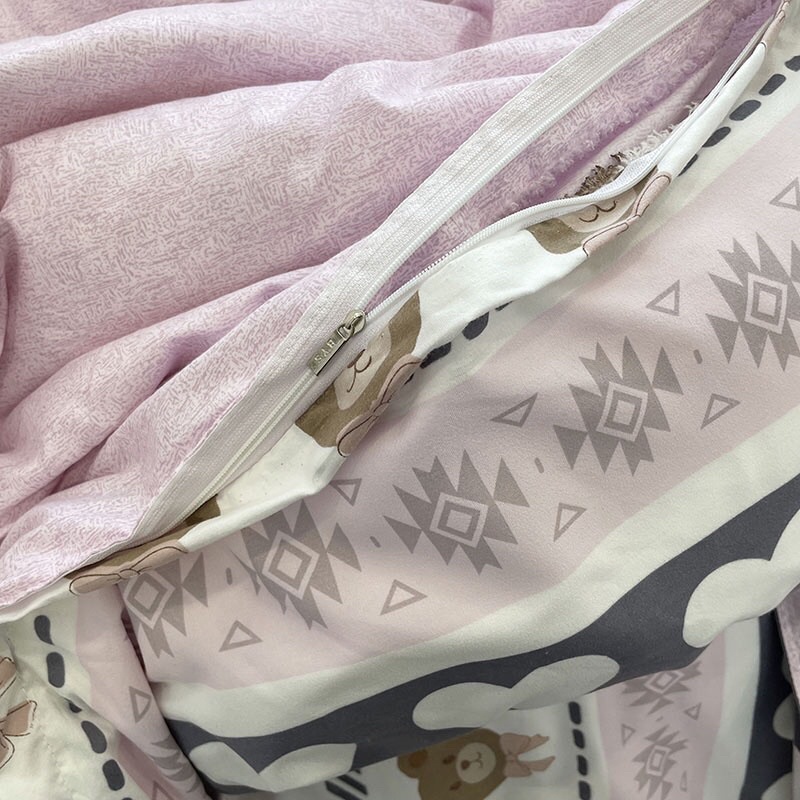 set chăn ga poly nhập khẩu chăn trần bông - mẫu tim kẻ hồng