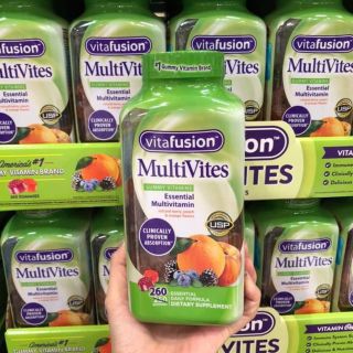 Kẹo dẻo Vitafusion MultiVites 220 viên