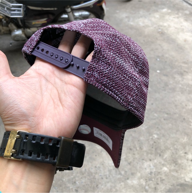 Nón Newera LA trucker burgundy nhập auth