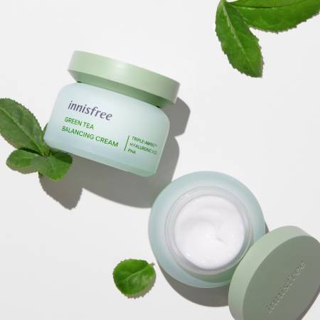 Kem dưỡng cân bằng ẩm innisfree Green Tea Balancing Cream