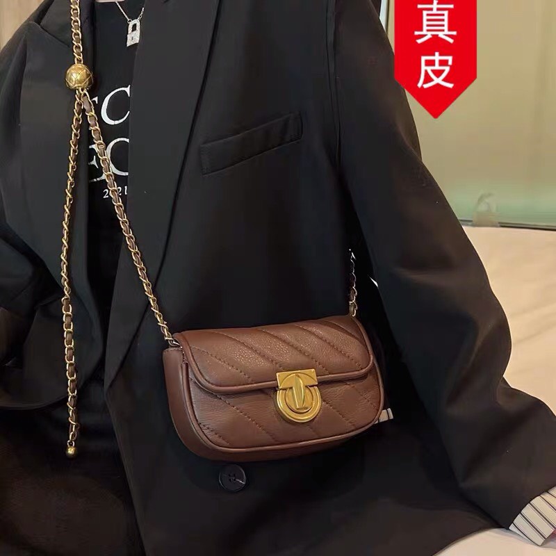 Túi đeo chéo da PU dây xích quả chuông Quảng Châu size 19